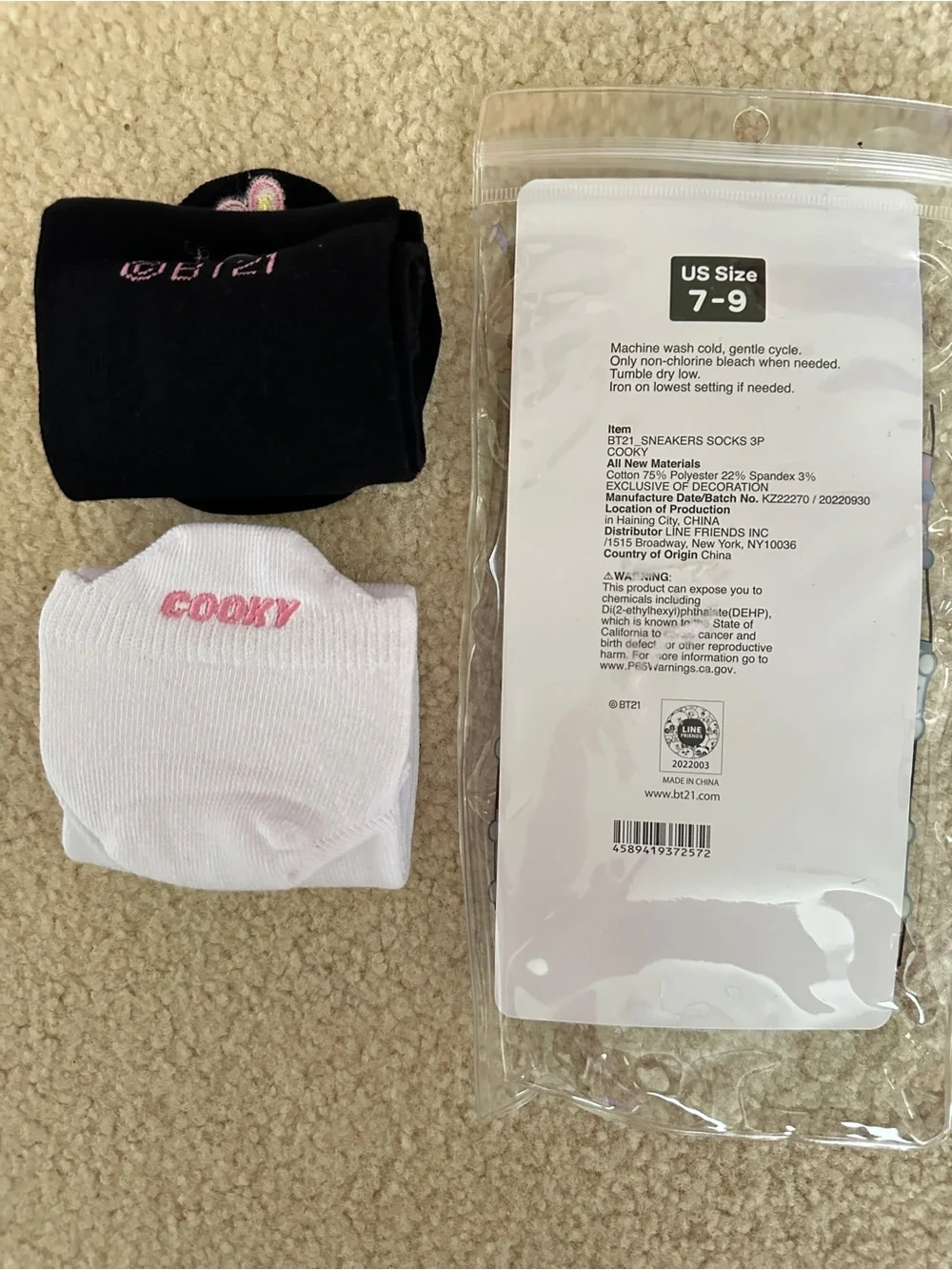 BT21 Cooky No-Show Socks – Black & White (2 Pack)